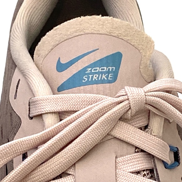 Nike Women’s Zoom Strike 2 Low Running Trainer - Picture 12 of 14